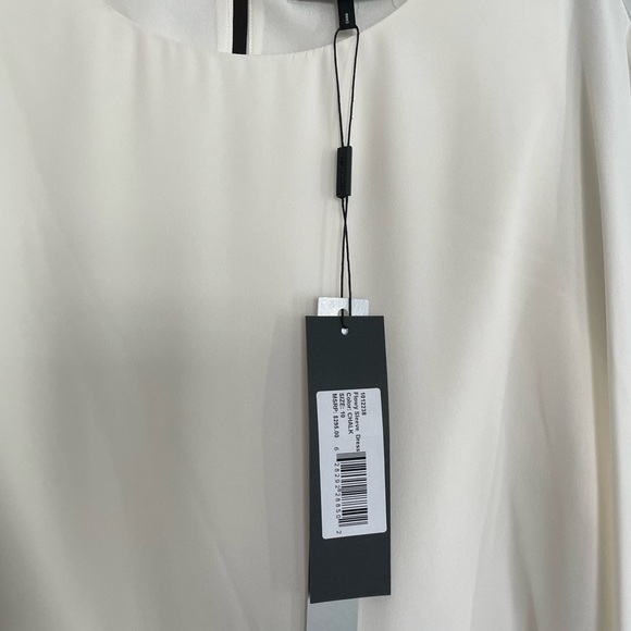 Halston flowy arm dress in Chalk - Picture 6 of 10